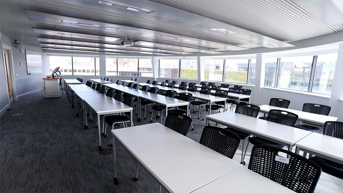Seminar room (large)