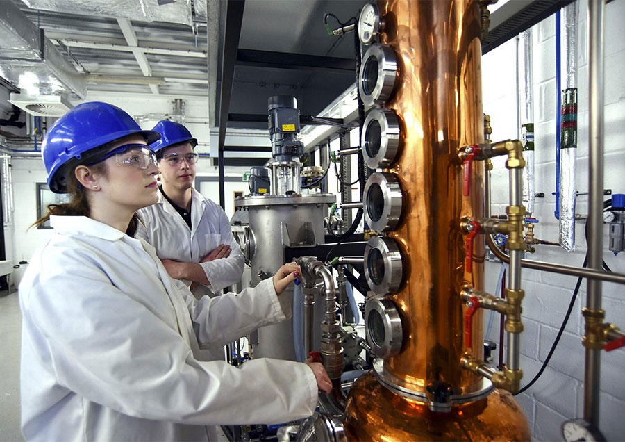 Career Opportunities in Chemistry Field - Article | ATG
