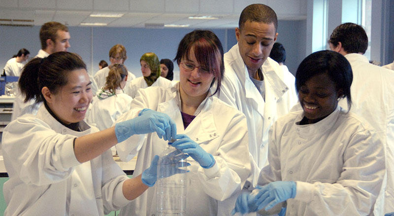 Teesside University has been awarded £250,000  to help fund degree apprenticeships in STEM subjects in the Tees Valley.