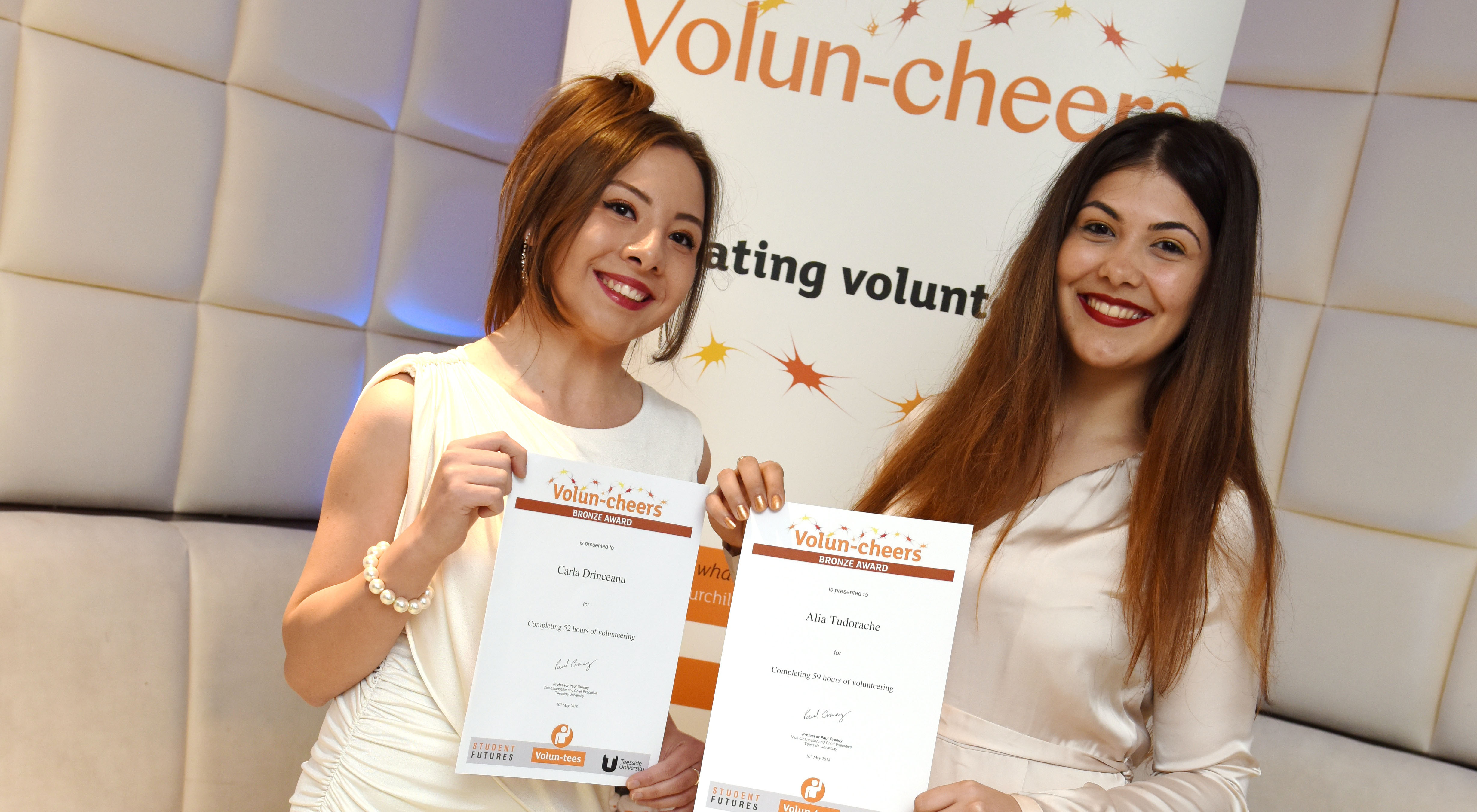 Volun-cheers awards.