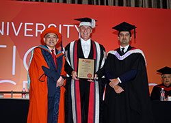 Prestigious international accolade for university leader