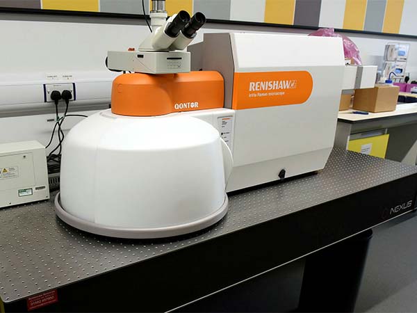 Renishaw inVia Qontor Raman Confocal Microscope