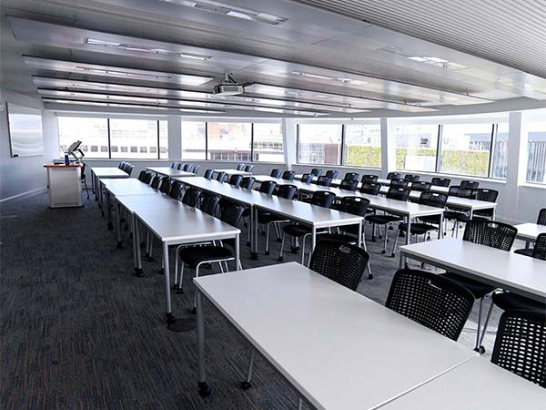 Seminar room (large)
