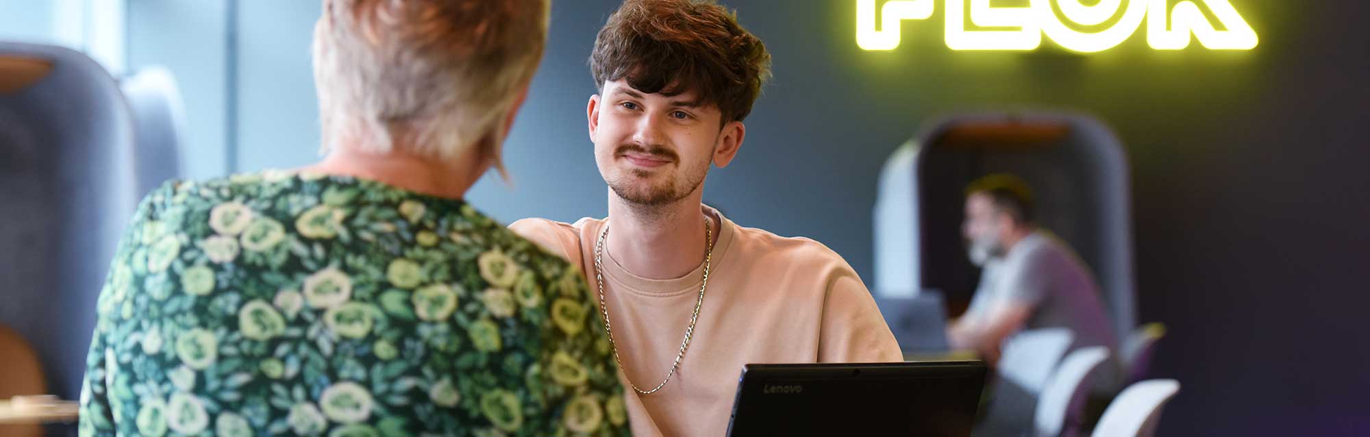 Digital Business Management (Applied)