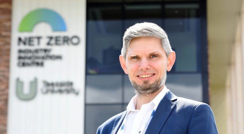 Professor Dawid Hanak. Link to Professor Dawid Hanak.