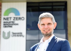 Professor Dawid Hanak