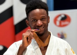 Teesside University graduate Mike Oyono 