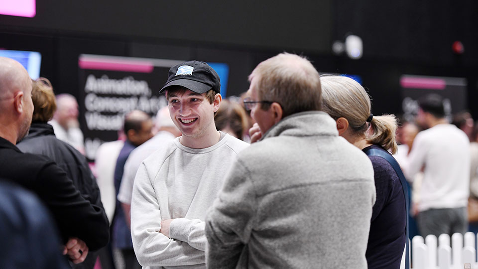 Mother and daughter in an open day