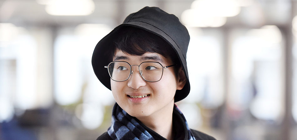 International student in a coffee shop preparing for a credibility interview