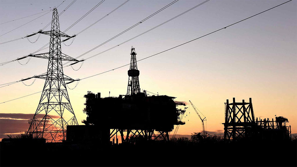 Oil rig used in power plant engineering