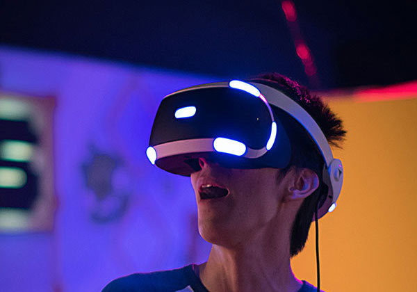 Student with a virtual reality headset